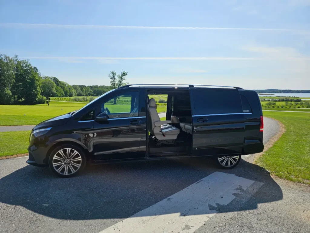 Limocab - Hyr Mercedes V-Class
